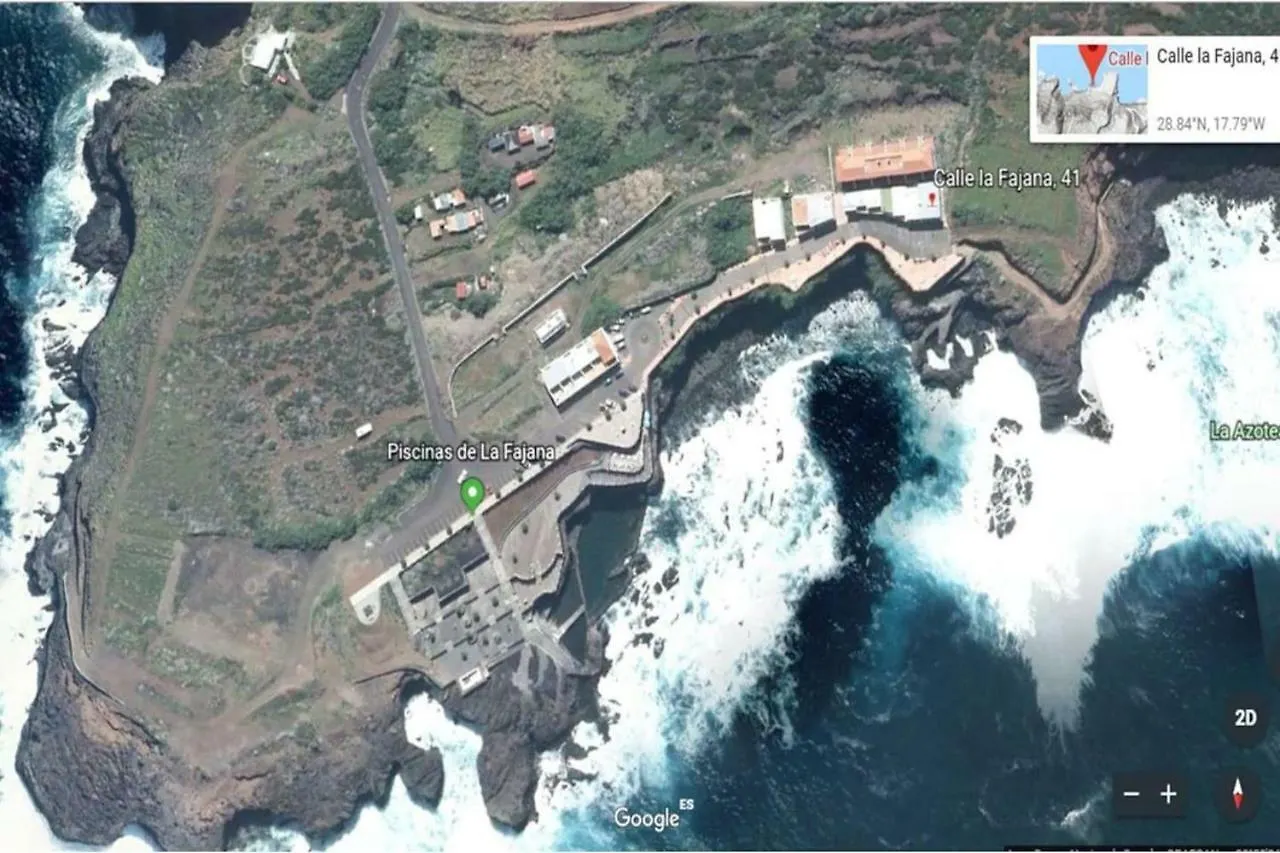 Primera Linea En Piscinas Naturales. Barlovento 0*,  Spain